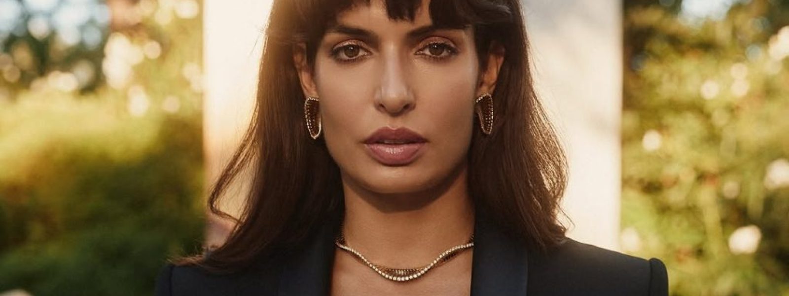 to-stylish-axesouar-mallion-pou Το stylish αξεσουάρ μαλλιών που θα σας σώσει από μία bad hair day – Η Τόνια Σωτηροπούλου το φόρεσε ήδη