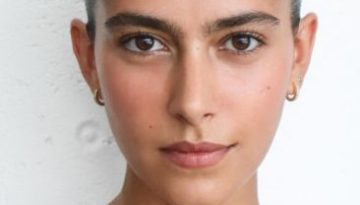 Skin Detox: Πώς να προετοιμάσετε την επιδερμίδα σας για το ρεβεγιόν της Πρωτοχρονιάς