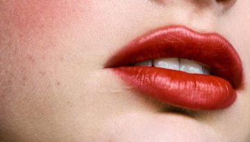 Τα αγαπημένα μας long lasting κραγιόν που αξίζει να δοκιμάσετε