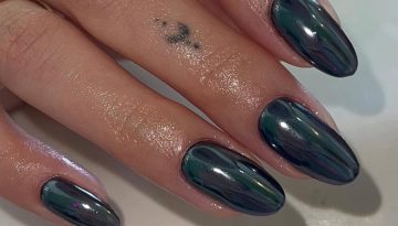 Τι είναι τα caviar nails, η τάση στο μανικιούρ που βάζει φωτιά στο TikTok ενόψει της νέας χρονιάς;