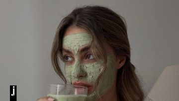Beaut&eacute; &tau;&eta;&nu; &Kappa;&upsilon;&rho;&iota;&alpha;&kappa;ή: &Eta; &kappa;&alpha;&lambda;ύ&tau;&epsilon;&rho;&eta; &sigma;&pi;&iota;&tau;&iota;&kappa;ή &mu;ά&sigma;&kappa;&alpha; &pi;&rho;&omicron;&sigma;ώ&pi;&omicron;&upsilon; &mu;&epsilon; &alpha;&gamma;&gamma;&omicron;ύ&rho;&iota; &gamma;&iota;&alpha; &epsilon;&nu;&upsilon;&delta;ά&tau;&omega;&sigma;&eta;