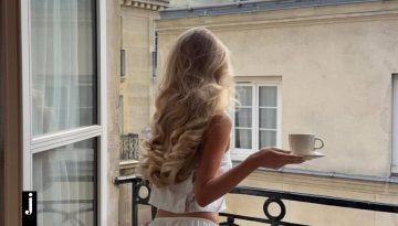 Beaut&eacute; &tau;&eta;&nu; &Kappa;&upsilon;&rho;&iota;&alpha;&kappa;ή: &Eta; &pi;&iota;&omicron; &epsilon;ύ&kappa;&omicron;&lambda;&eta; &sigma;&pi;&iota;&tau;&iota;&kappa;ή &mu;ά&sigma;&kappa;&alpha; &mu;&alpha;&lambda;&lambda;&iota;ώ&nu; &mu;&epsilon; &epsilon;&lambda;&alpha;&iota;ό&lambda;&alpha;&delta;&omicron; &pi;&omicron;&upsilon; &theta;&alpha; &phi;&tau;&iota;ά&xi;&epsilon;&iota;&sigmaf; &pi;&omicron;&tau;έ