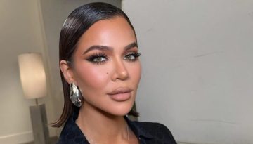 H Khloe Kardashian &phi;&omicron;&rho;ά&epsilon;&iota; &tau;&omicron; &tau;έ&lambda;&epsilon;&iota;&omicron; &rho;&epsilon;&tau;&rho;ό &alpha;&xi;&epsilon;&sigma;&omicron;&upsilon;ά&rho; &mu;&alpha;&lambda;&lambda;&iota;ώ&nu; &pi;&omicron;&upsilon; &epsilon;ί&nu;&alpha;&iota; matchy &mu;&epsilon; &tau;&omicron; hot &phi;ό&rho;&epsilon;&mu;ά &tau;&eta;&sigmaf;