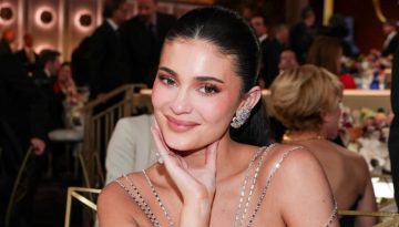 H Kylie Jenner &epsilon;&pi;&epsilon;&kappa;&tau;&epsilon;ί&nu;&epsilon;&iota; &tau;&eta; beauty &sigma;&upsilon;&lambda;&lambda;&omicron;&gamma;ή &tau;&eta;&sigmaf; &mu;&epsilon; έ&nu;&alpha; &nu;έ&omicron; &alpha;&pi;&omicron;&lambda;&alpha;&upsilon;&sigma;&tau;&iota;&kappa;ό gourmand ά&rho;&omega;&mu;&alpha;