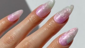 Ice ice, baby: &Tau;&alpha; &laquo;&pi;&alpha;&gamma;&omega;&mu;έ&nu;&alpha;&raquo; nail designs &pi;&omicron;&upsilon; &epsilon;ί&nu;&alpha;&iota;&hellip; &kappa;&alpha;&upsilon;&tau;ά