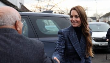 Kate Middleton: Επιμένει στην απλότητα των συνδυασμών και βγαίνει πάντα κερδισμένη