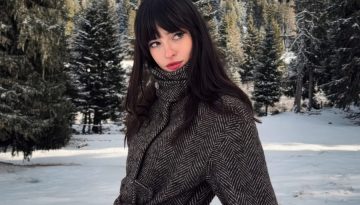 Shag haircut &kappa;&alpha;&iota; &alpha;&phi;έ&lambda;&epsilon;&iota;&epsilon;&sigmaf;: &Alpha;&upsilon;&tau;ό &tau;&omicron; &laquo;&gamma;&alpha;&lambda;&lambda;&iota;&kappa;&omicron;ύ &sigma;&tau;&upsilon;&lambda;&raquo; &chi;&tau;έ&nu;&iota;&sigma;&mu;&alpha; &kappa;&upsilon;&rho;&iota;&alpha;&rho;&chi;&epsilon;ί &sigma;&tau;&iota;&sigmaf; &tau;ά&sigma;&epsilon;&iota;&sigmaf; &mu;&alpha;&lambda;&lambda;&iota;ώ&nu; &sigma;&tau;&iota;&sigmaf; &alpha;&rho;&chi;έ&sigmaf; &tau;&eta;&sigmaf; &chi;&rho;&omicron;&nu;&iota;ά&sigmaf;