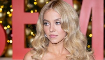 Sydney Sweeney: Λανσάρει εσώρουχα και ποζάρει η ίδια στην καμπάνια με σχέδια του brand της