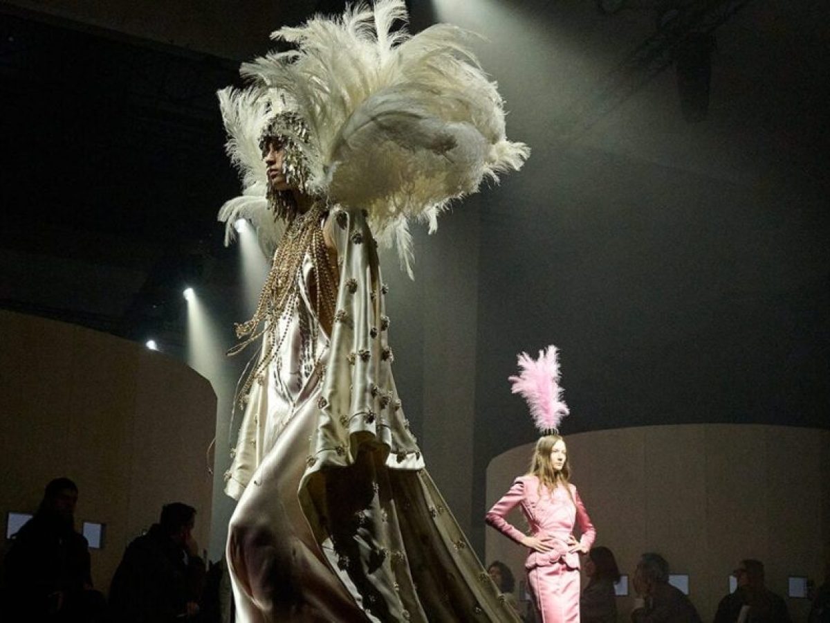Valentino Couture: Μία συλλογή σαν κινηματογραφικό όνειρο