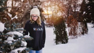 Baby it&rsquo;s cold outside! Έ&tau;&sigma;&iota; &nu;&tau;ύ&nu;&omicron;&nu;&tau;&alpha;&iota; &tau;&alpha; it girls &tau;&iota;&sigmaf; &kappa;&rho;ύ&epsilon;&sigmaf; &mu;έ&rho;&epsilon;&sigmaf; &tau;&omicron;&upsilon; &chi;&epsilon;&iota;&mu;ώ&nu;&alpha;