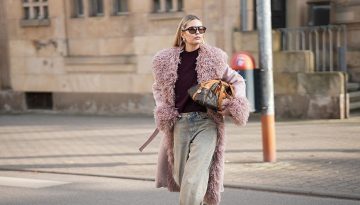 Έτσι θα εντάξετε μία vintage τσάντα στα σύγχρονα looks
