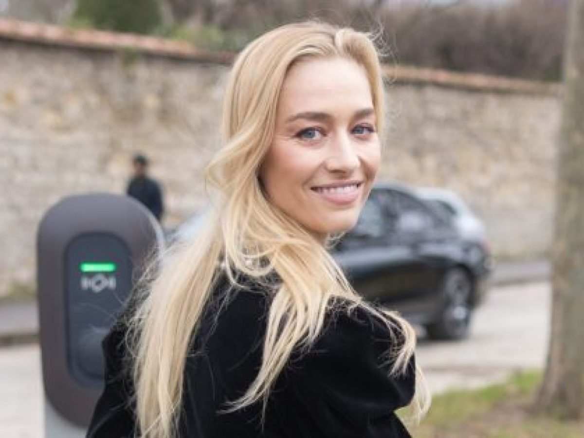 Η Beatrice Borromeo ξεχωρίζει με το στυλ της στα ελβετικά βουνά