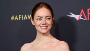 Η εμφάνιση της Emma Stone πριν τα Golden Globes που μας θύμισε τη δύναμη του minimal