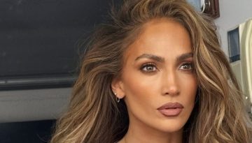&Eta; &gamma;&omicron;&eta;&tau;&epsilon;&upsilon;&tau;&iota;&kappa;ή &alpha;&pi;ό&chi;&rho;&omega;&sigma;&eta; &sigma;&tau;&alpha; &chi;&epsilon;ί&lambda;&eta; &tau;&eta;&sigmaf; Jennifer Lopez &epsilon;ί&nu;&alpha;&iota; &epsilon;&kappa;&epsilon;ί&nu;&eta; &pi;&omicron;&upsilon; &theta;&alpha; &chi;&rho;&epsilon;&iota;&alpha;&sigma;&tau;&epsilon;ί&sigmaf; &tau;&omicron;&nu; &phi;&epsilon;&tau;&iota;&nu;ό &chi;&epsilon;&iota;&mu;ώ&nu;&alpha;