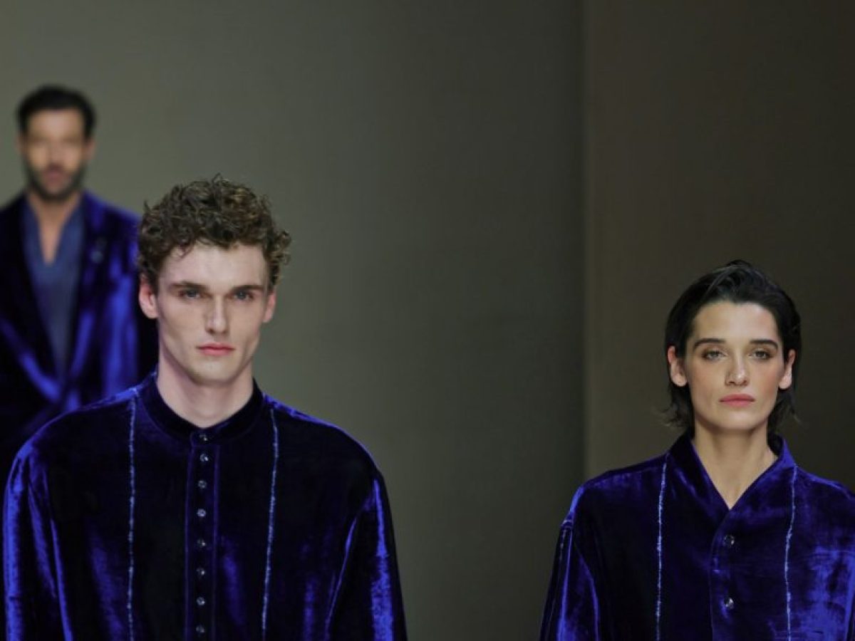 Η πρώτη συλλογή του οίκου Giorgio Armani που δεν επιμελήθηκε ο σπουδαίος σχεδιαστής, είναι η απόδειξη πως έχει αφήσει πίσω του μια σπουδαία κληρονομιά