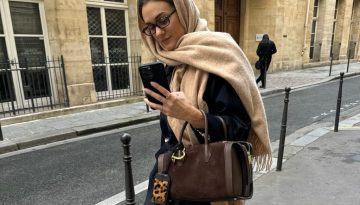 &Omicron; French-girl &tau;&rho;ό&pi;&omicron;&sigmaf; &nu;&alpha; &sigma;&upsilon;&nu;&delta;&upsilon;ά&sigma;&epsilon;&tau;&epsilon; &tau;&zeta;&iota;&nu; &mu;&epsilon; ankle boots &tau;&omicron; 2026