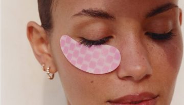 Πείτε αντίο στους μαύρους κύκλους: Eye patches για ανανέωση μετά τις γιορτές