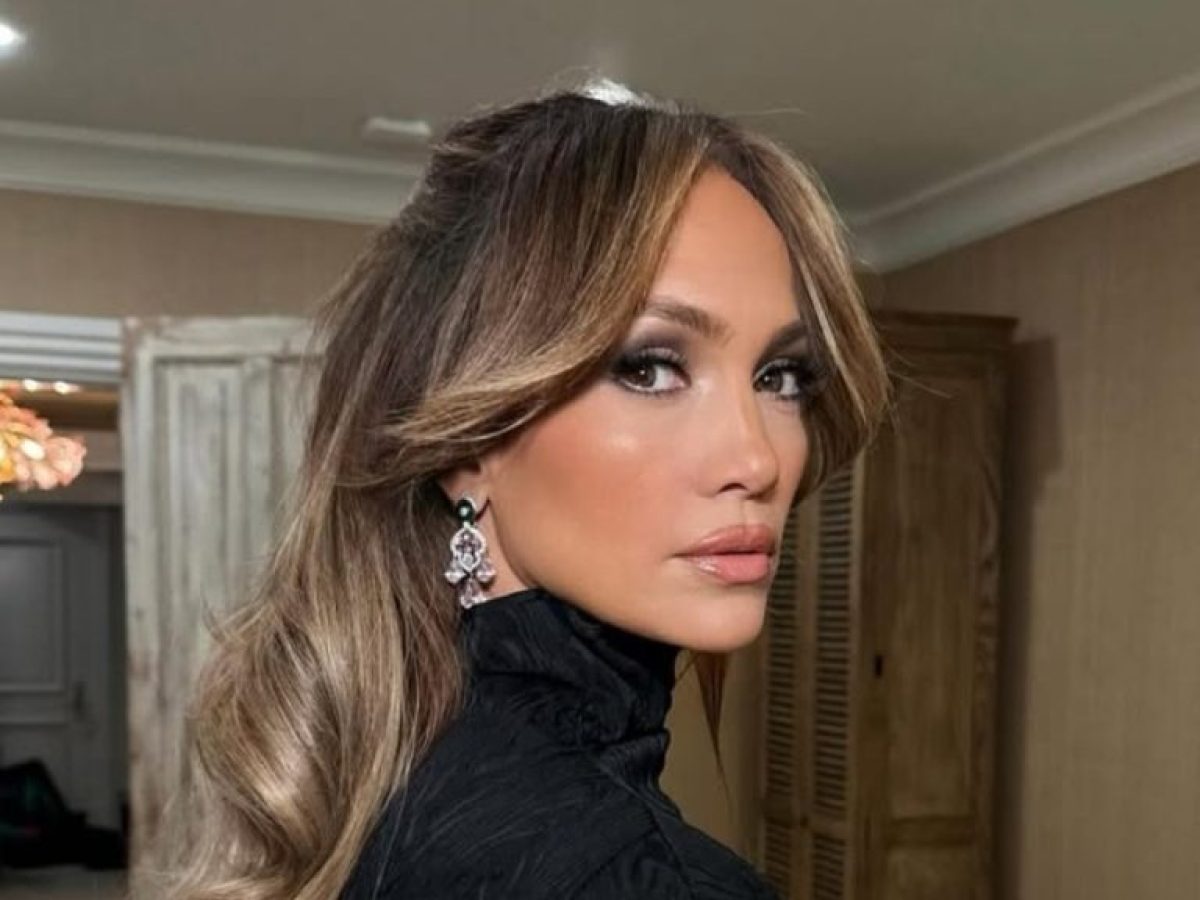&Alpha;&nu;&tau;&alpha;ύ&gamma;&epsilon;&iota;&epsilon;&sigmaf; &sigma;&epsilon; &kappa;&alpha;&sigma;&tau;&alpha;&nu;ά &mu;&alpha;&lambda;&lambda;&iota;ά: 10 looks &gamma;&iota;&alpha; &nu;&alpha; &pi;ά&rho;&epsilon;&iota;&sigmaf; &iota;&delta;έ&epsilon;&sigmaf; &pi;&rho;&iota;&nu; &tau;&omicron; &kappa;&omicron;&mu;&mu;&omega;&tau;ή&rho;&iota;&omicron;