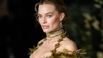 Brontë Blush: Η τάση στο μακιγιάζ που αποπνέει φρεσκάδα και θα βλέπουμε παντού την άνοιξη