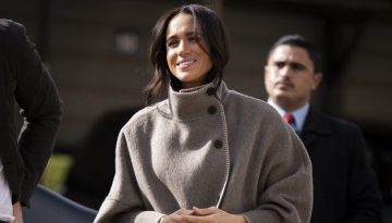 Casual chic: Το πανωφόρι της Meghan Markle είναι ό,τι χρειάζεσαι για το Σαββατοκύριακο