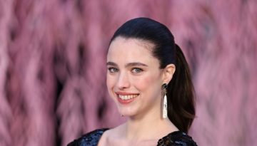 H Margaret Qualley στο Grammys after party ήταν μια diva
