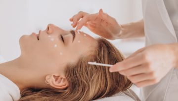 Αυτή η καινοτόμα θεραπεία εμπνέεται από τις μεταμοσχεύσεις οργάνων για να ενισχύσει το δέρμα
