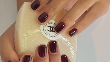 &Alpha;&upsilon;&tau;ό &epsilon;ί&nu;&alpha;&iota; &tau;&omicron; &chi;&rho;ώ&mu;&alpha; &nu;&upsilon;&chi;&iota;ώ&nu; &pi;&omicron;&upsilon; &epsilon;&pi;&iota;&lambda;έ&gamma;&omicron;&upsilon;&nu; ό&lambda;&alpha; &tau;&alpha; chic &kappa;&omicron;&rho;ί&tau;&sigma;&iota;&alpha; &alpha;&upsilon;&tau;ή&nu; &tau;&eta; &sigma;&tau;&iota;&gamma;&mu;ή