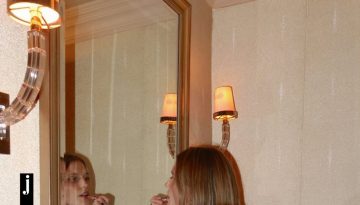 Valentine’s outfit: Τι να φορέσεις την ημέρα των ερωτευμένων – Από πρωινά ρομαντικά outfits μέχρι chic βραδινά looks