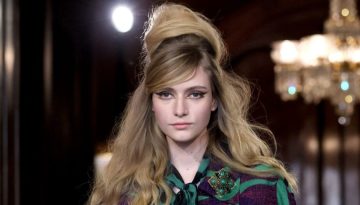 Εβδομάδα Μόδας Νέα Υόρκη: Στο show της Anna Sui τα beauty looks είναι punk-runk new romantic με ένα Brigite Bardot twist