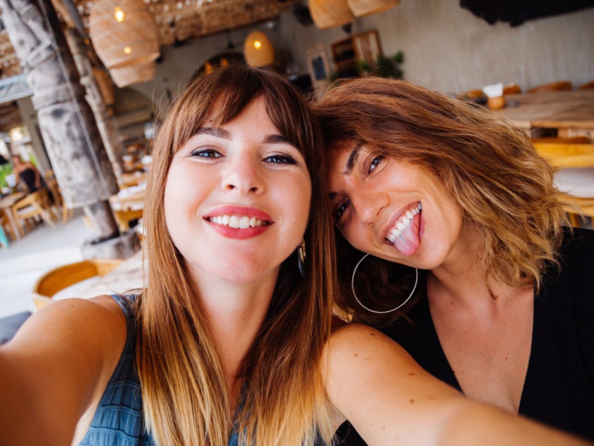 Γιατί είναι τόσο δύσκολο να κάνουμε νέους φίλους στην ενήλικη ζωή μας και πώς μπορούμε να το πετύχουμε;