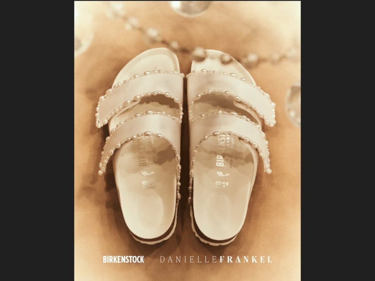 Η νύφη του 2026 κατεβαίνει από τα τακούνια και φορά Birkenstock