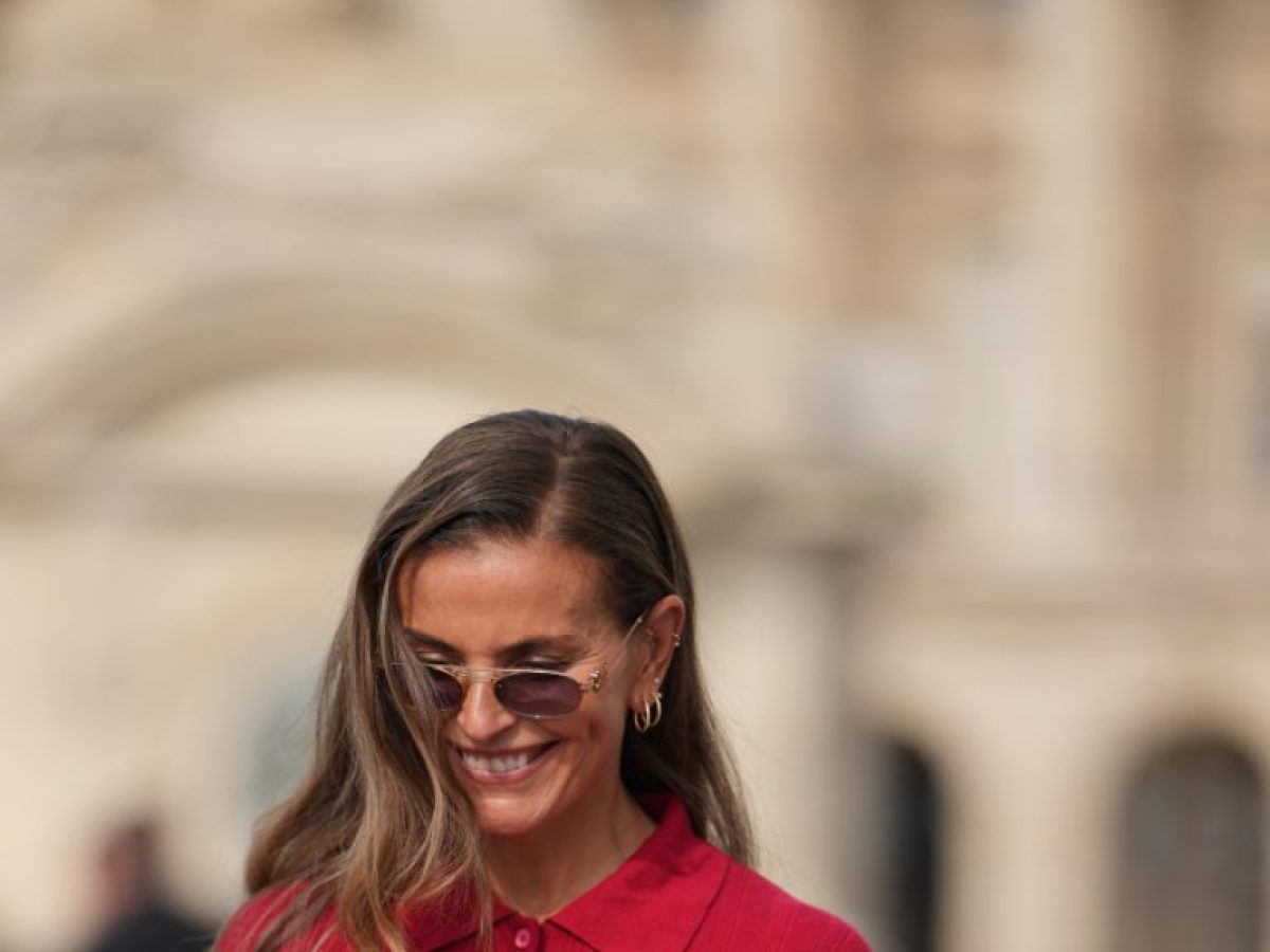 Η polo μπλούζα από τα Zara που έχει γίνει viral – Έχει τα πιο fun χρώματα, ταιριάζει με όλα