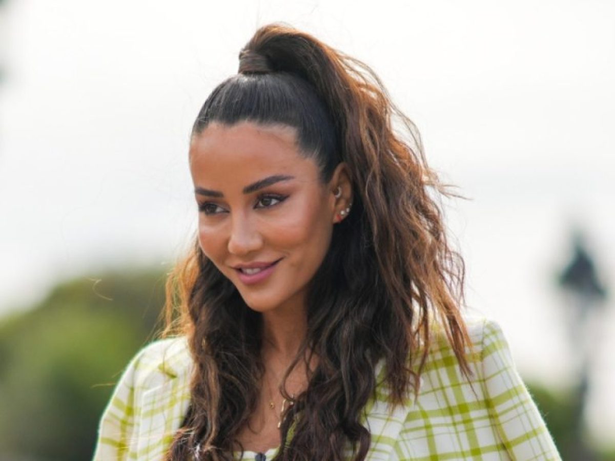 Νύχια άνοιξη 2026: Αυτό είναι το μανικιούρ που θα ζητάνε όλες