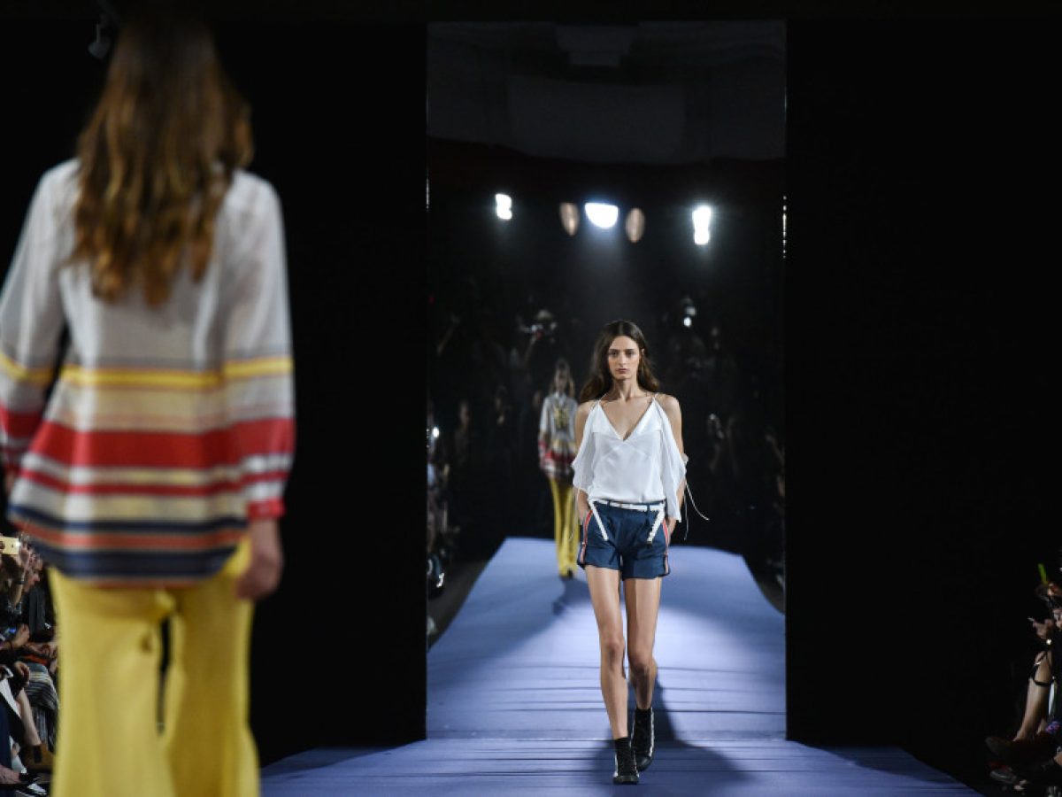 Ο Alexis Mabille ταράζει τον κόσμο της μόδας: Ένα 100% AI-generated show προκαλεί έντονες αντιδράσεις στα social media