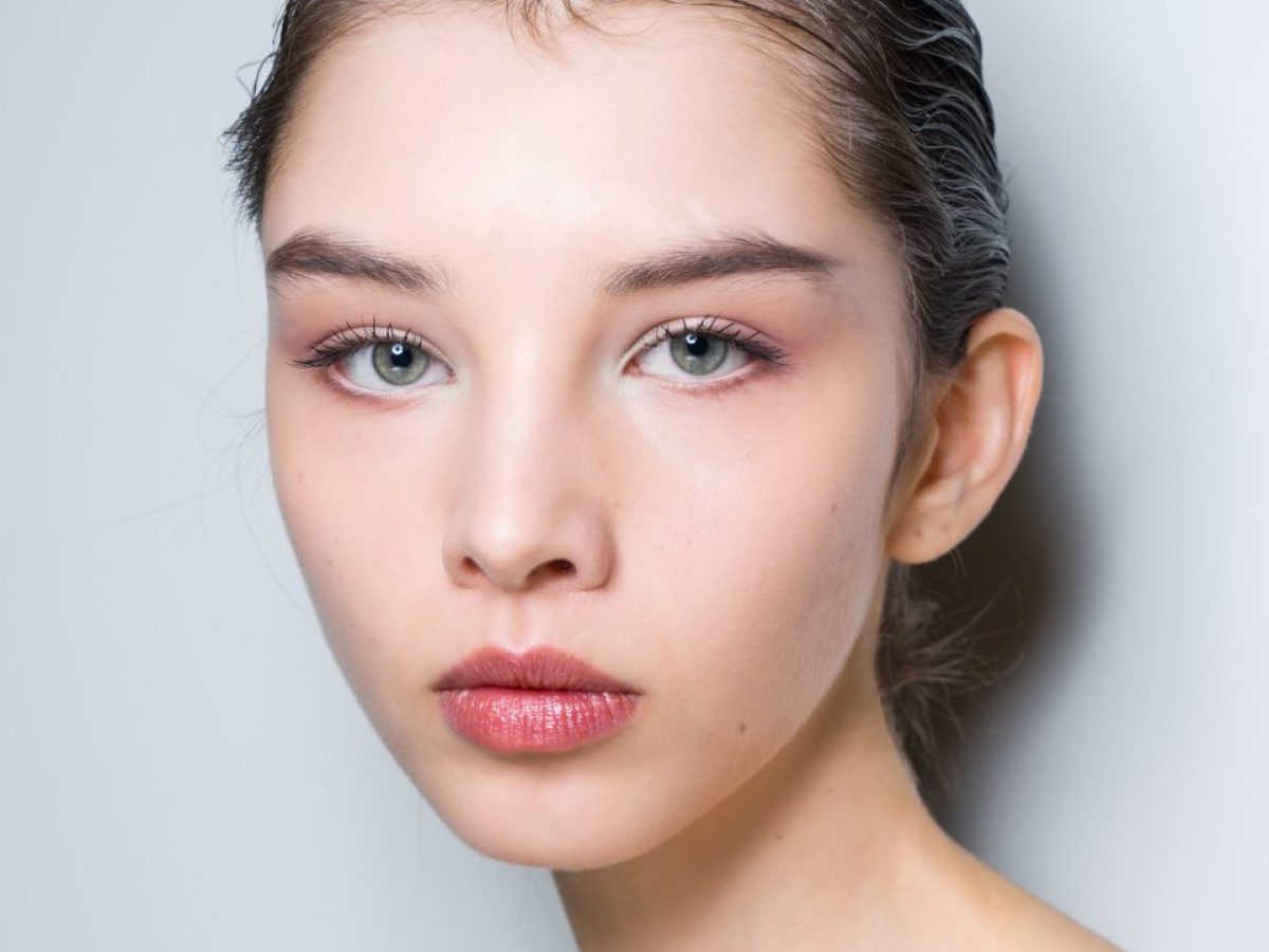 Πόσο συχνά πρέπει να κάνουμε απολέπιση στην επιδερμίδα μας;