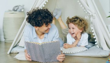 Τα 3 βασικά στιλ ανατροφής παιδιών: Τι δείχνει η επιστήμη και ποιο προτείνουν οι ειδικοί