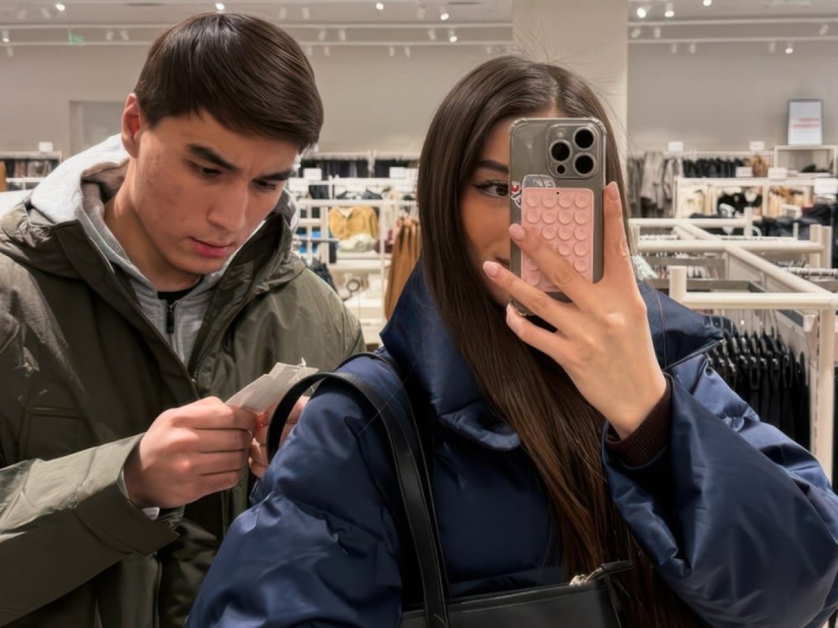 Αφήνοντας τη δουλειά, μπαίνοντας σε χρέη, προχωρώντας πολύ γρήγορα… γιατί η αγάπη μερικές φορές μας κάνει να τρελαθούμε