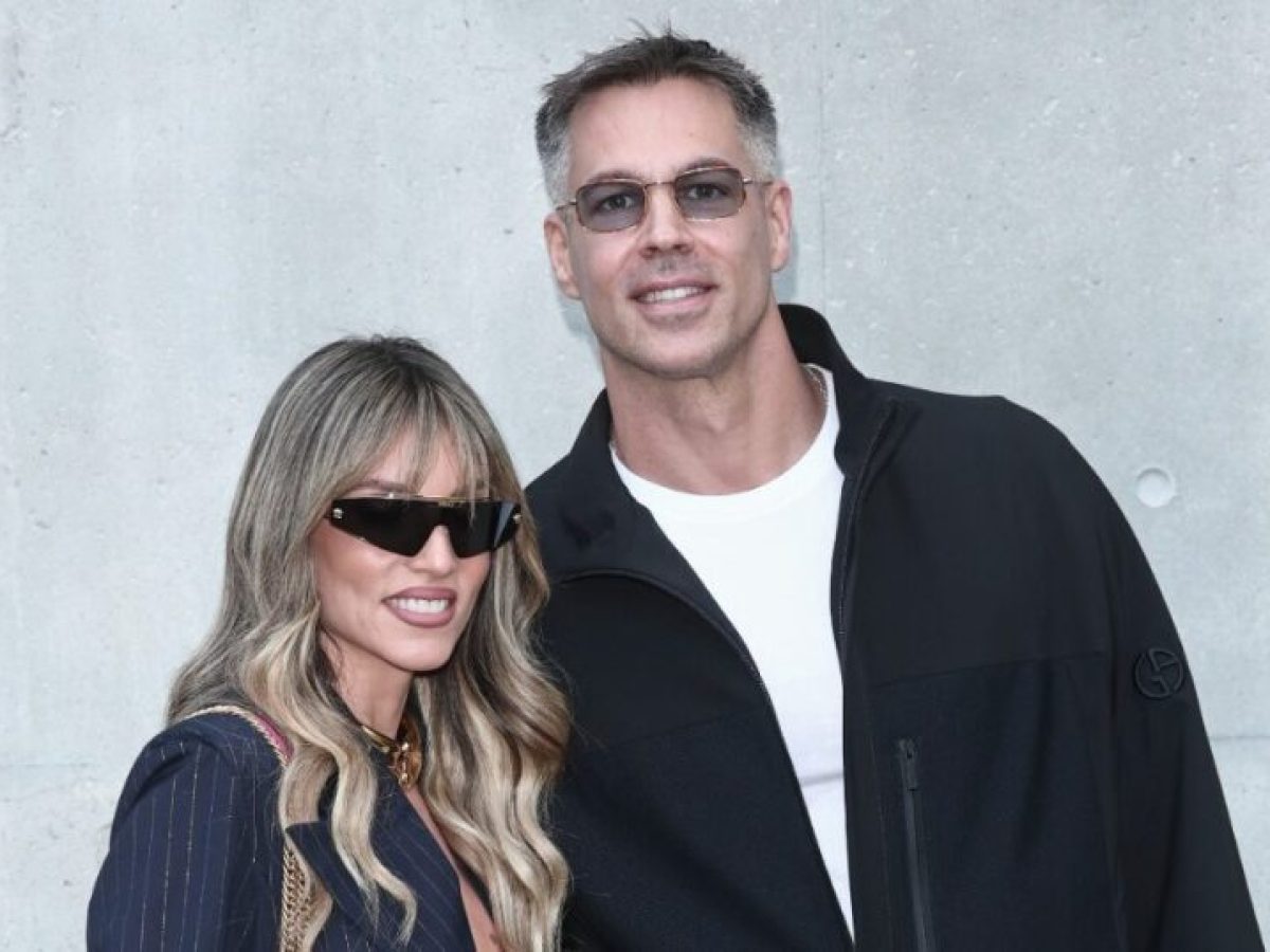 Αθηνά Οικονομάκου – Μπούνο Τσερέλα: Στο σόου του Emporio Armani στο Μιλάνο