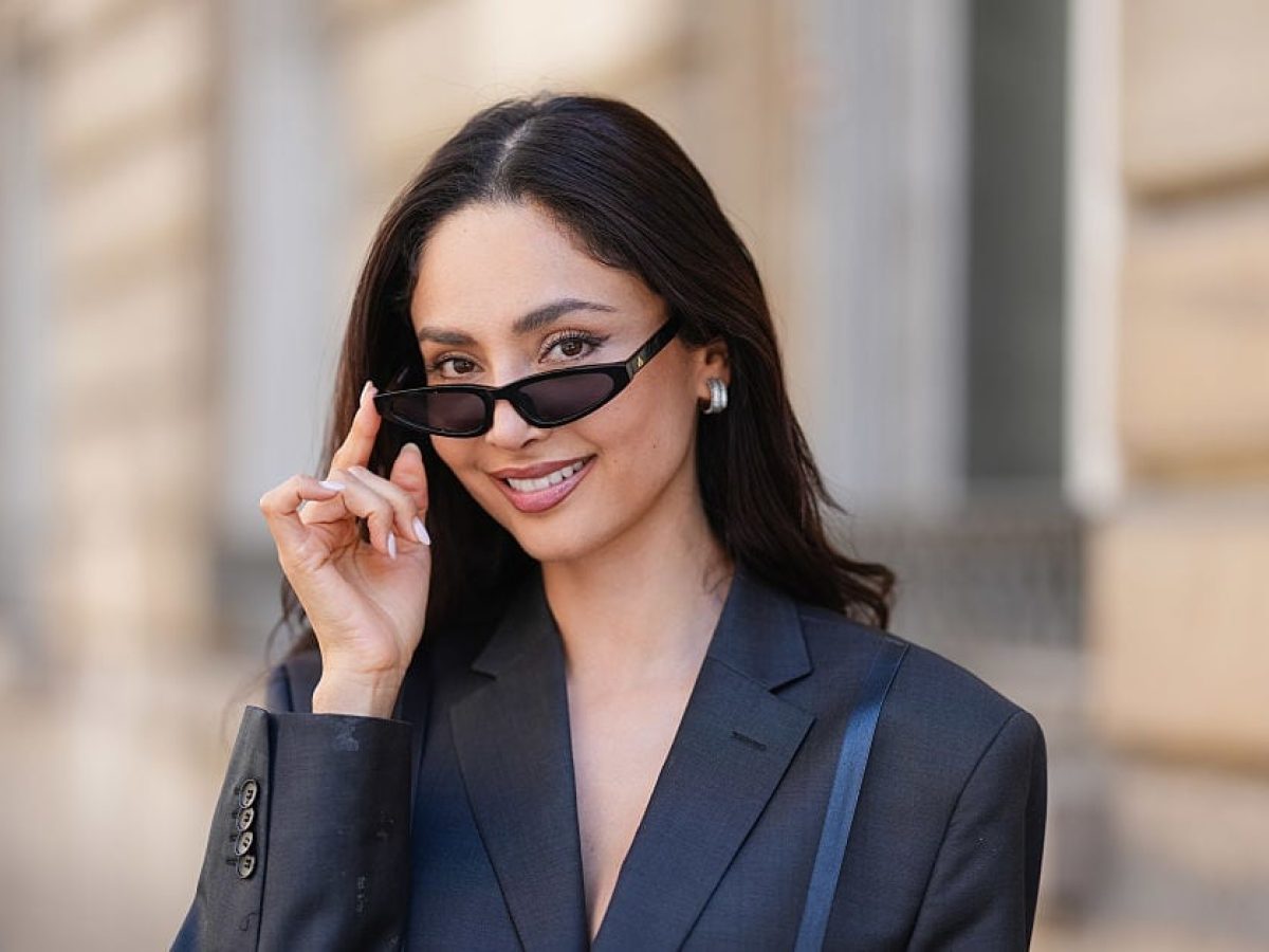 &Alpha;&mu;έ&tau;&rho;&eta;&tau;&alpha; eye looks &mu;&epsilon; &mu;ί&alpha; &pi;&alpha;&lambda;έ&tau;&alpha; &pi;&omicron;&upsilon; &kappa;&omicron;&sigma;&tau;ί&zeta;&epsilon;&iota; &mu;ό&lambda;&iota;&sigmaf; 20 &epsilon;&upsilon;&rho;ώ