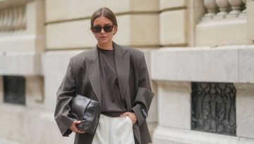 &Alpha;&nu;&omicron;&iota;&xi;&iota;ά&tau;&iota;&kappa;&eta; &alpha;&nu;&alpha;&nu;έ&omega;&sigma;&eta; &sigma;&tau;&eta; &nu;&tau;&omicron;&upsilon;&lambda;ά&pi;&alpha;: &Tau;&iota; &nu;&alpha; &kappa;&rho;&alpha;&tau;ή&sigma;&epsilon;&iota;&sigmaf; &kappa;&alpha;&iota; &tau;&iota; &nu;&alpha; &pi;&rho;&omicron;&sigma;&theta;έ&sigma;&epsilon;&iota;&sigmaf;