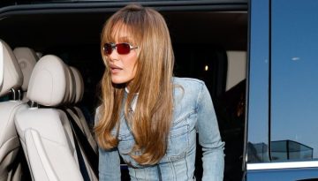 Caramel blonde και αφέλειες: Τα μαλλιά της Bella Hadid θα σου δώσουν έμπνευση για μια φρέσκια ανοιξιάτικη αλλαγή