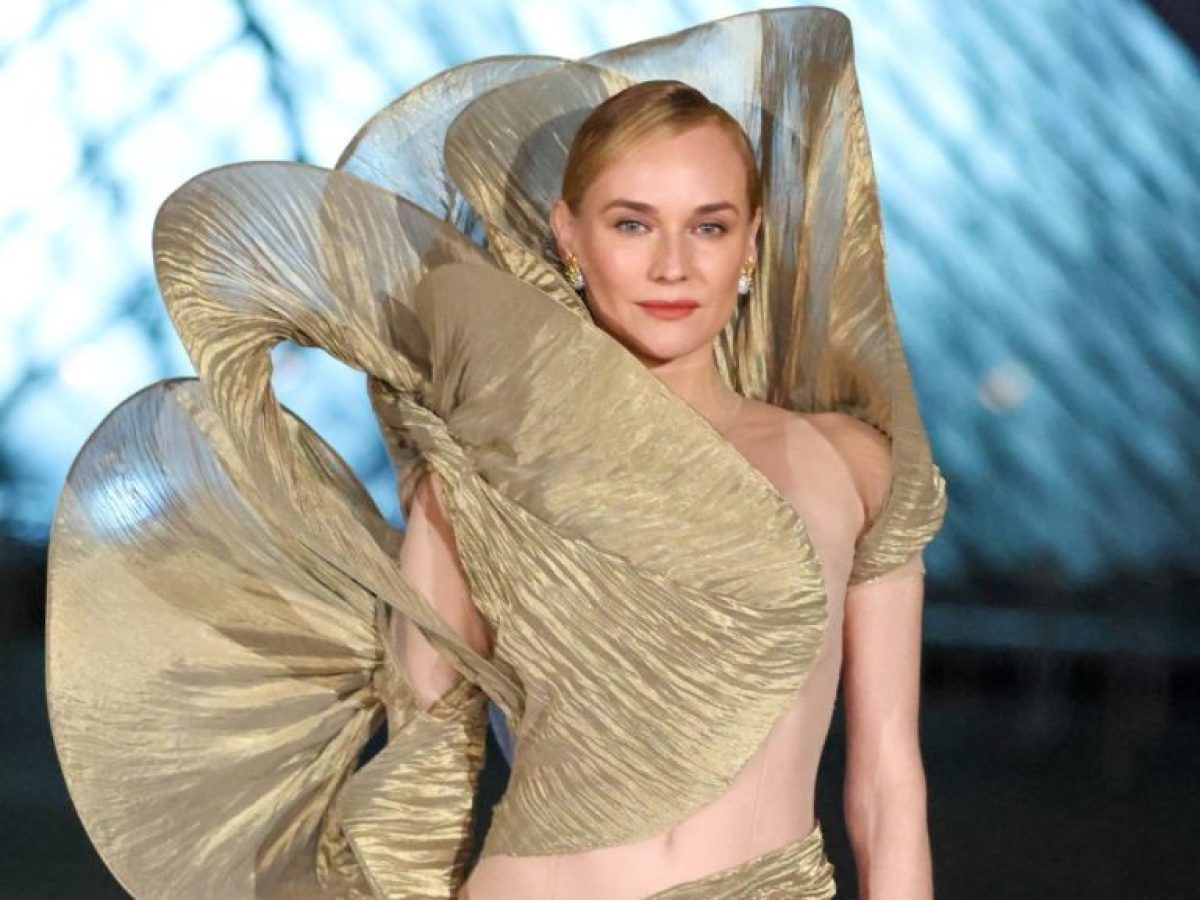 Grand Diner du Louvre: Τα high fashion look που ξεχώρισαν στο γαλλικό Met Gala