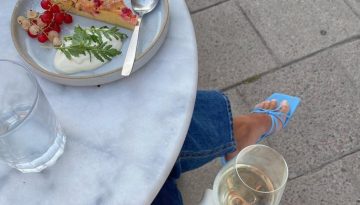 It’s pedi season: Τα χρώματα που θα φέρουν την άνοιξη στα άκρα σας