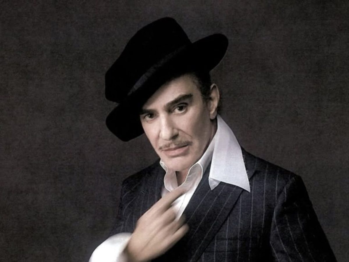 John Galliano x Zara: Η συνεργασία που ενώνει το luxury με το mass market -Η προσιτή πολυτέλεια στα καλύτερά της