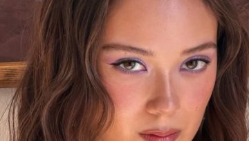«Lilac eyes»: Το πιο φρέσκο makeup trend που υιοθετούν οι celebrities αυτή την άνοιξη