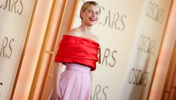 Oscars 2026: Οι εντυπωσιακές εμφανίσεις στο κόκκινο χαλί