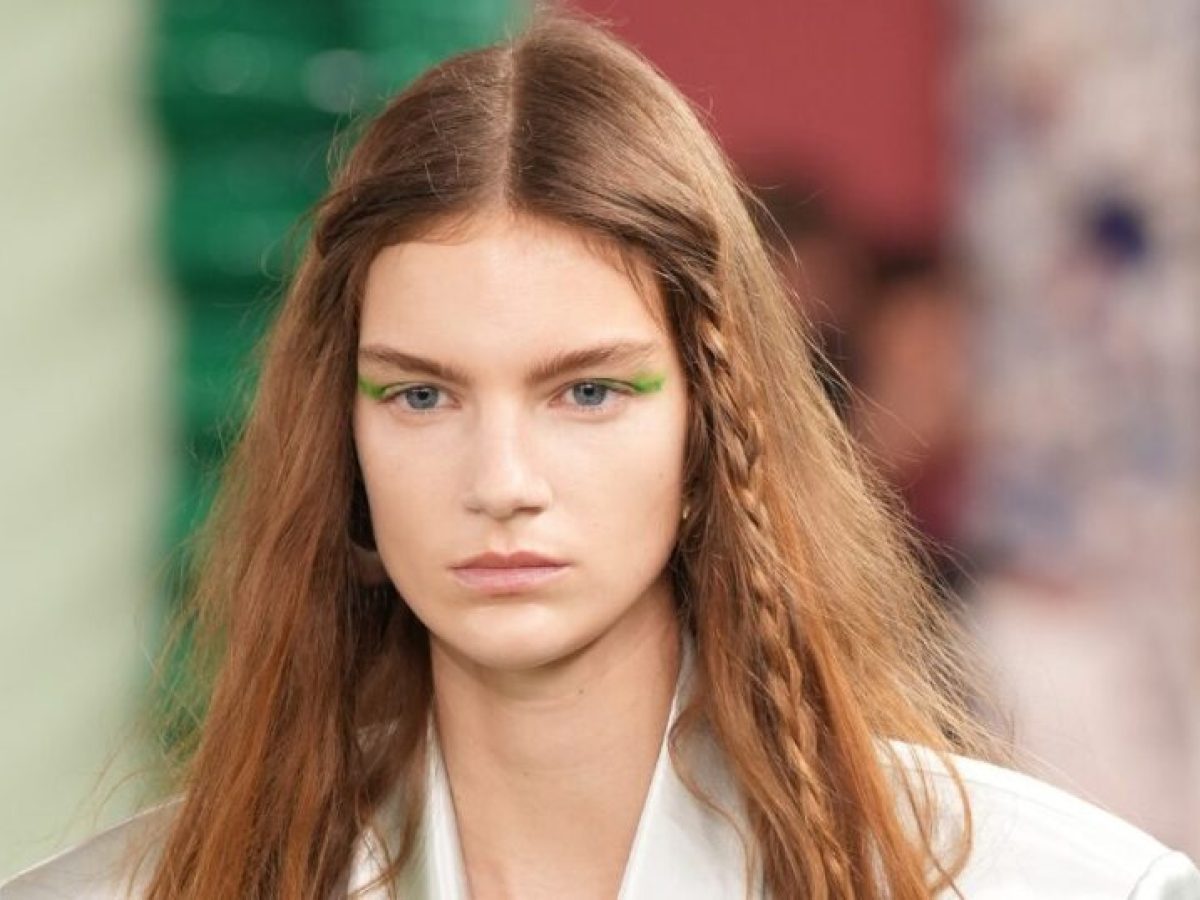 Paris Fashion Week: Στο Acne Studio το boho συναντά το grunge δημιουργώντας το απόλυτο hybrid beauty look