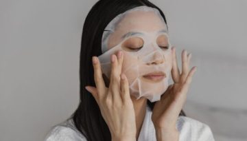 Sheet Masks: Τα μυστικά που θα κάνουν την εφαρμογή τους πιο αποτελεσματική