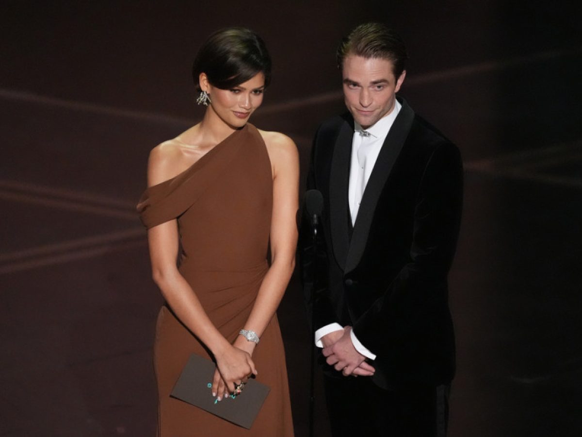 Αυτό είναι το microtrend του 2026 στα κοσμήματα που φορέθηκε πολύ στα τελευταία red carpets