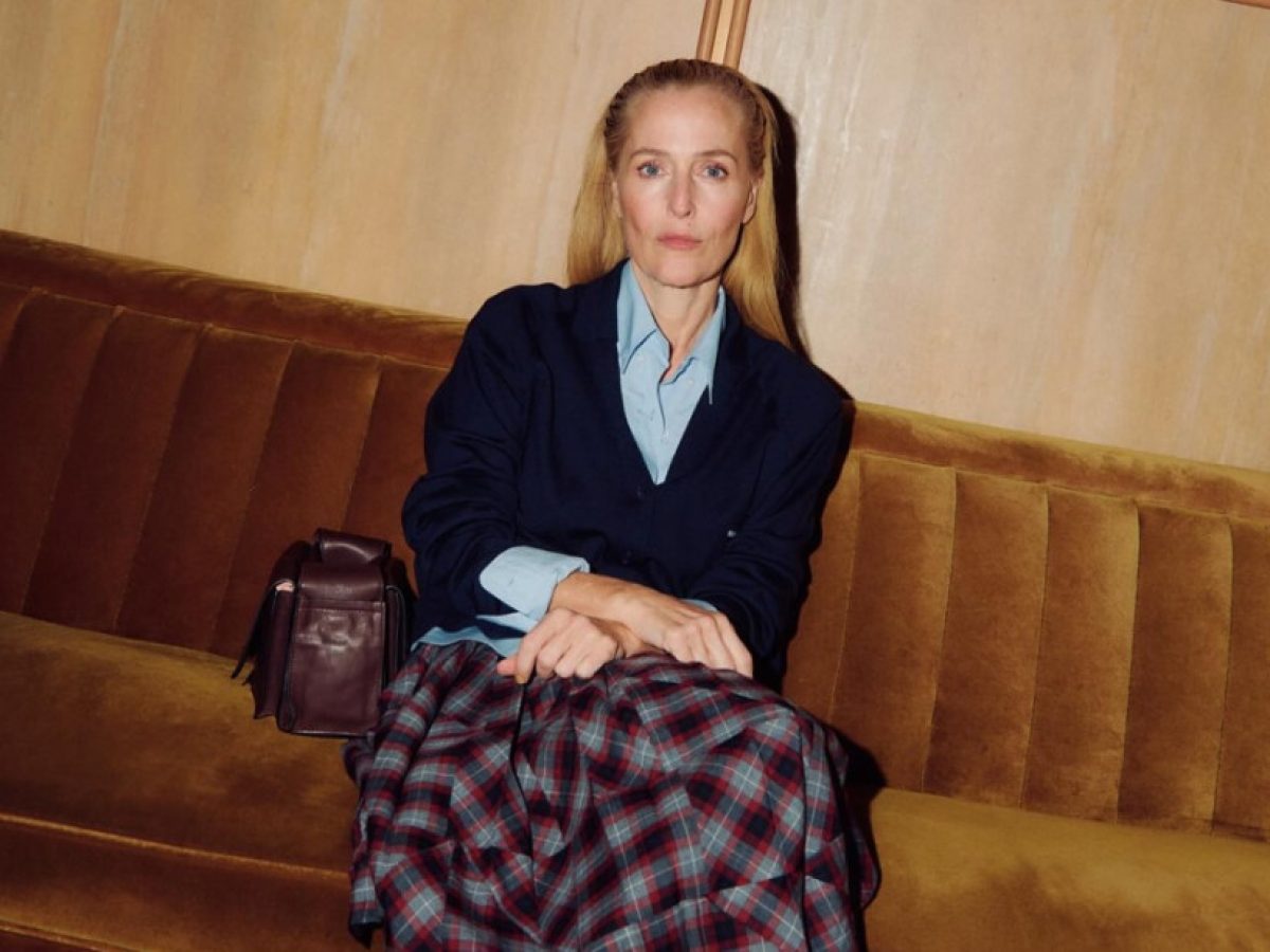 Αυτό το εμβληματικό αξεσουάρ των ’90s επιστρέφει δυναμικά αυτή την άνοιξη